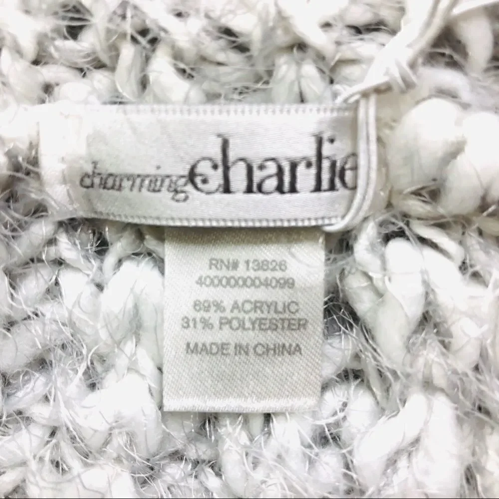 Cream & Grey Chunky Knit Winter Scarf – NWT, Soft Lined Shawl